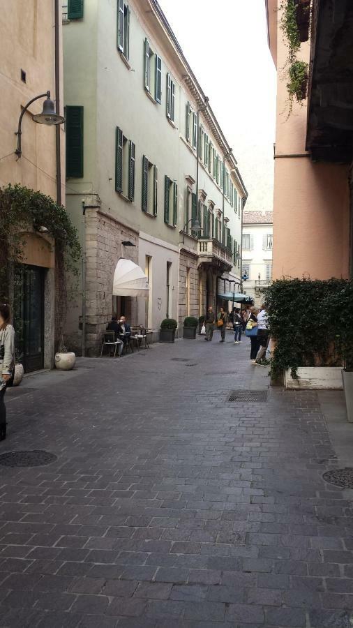 Magnifico Appartamento Centro Como - Rusconi 33 Luaran gambar