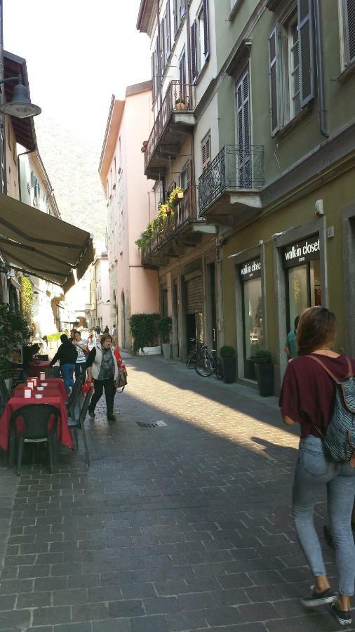 Magnifico Appartamento Centro Como - Rusconi 33 Luaran gambar